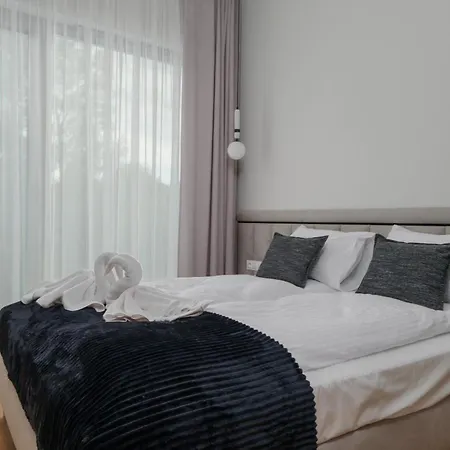 公寓式酒店 Lake House - Aparthotel Nad Zatoka By Rent4You 3*