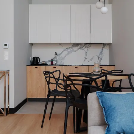Lake House - Aparthotel Nad Zatoka By Rent4You 公寓式酒店 奥尔什丁
