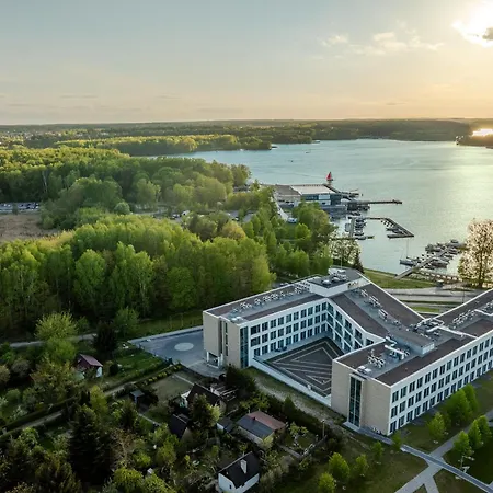 公寓式酒店 Lake House - Aparthotel Nad Zatoka By Rent4You 3*