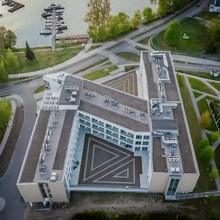 Aparthotel Nad Zatoka- Elliot- Plaza Miejska Olštýn